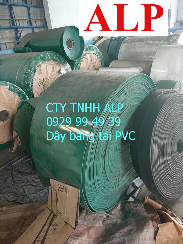 Băng tải PVC xanh – Bền bỉ, thẩm mỹ và an toàn trong vận chuyển sản xuất